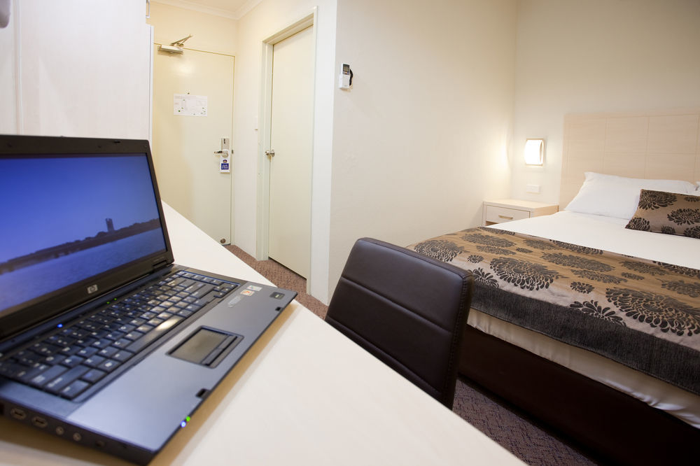 Garden City Hotel, Best Western Signature Collection Canberra Exteriör bild